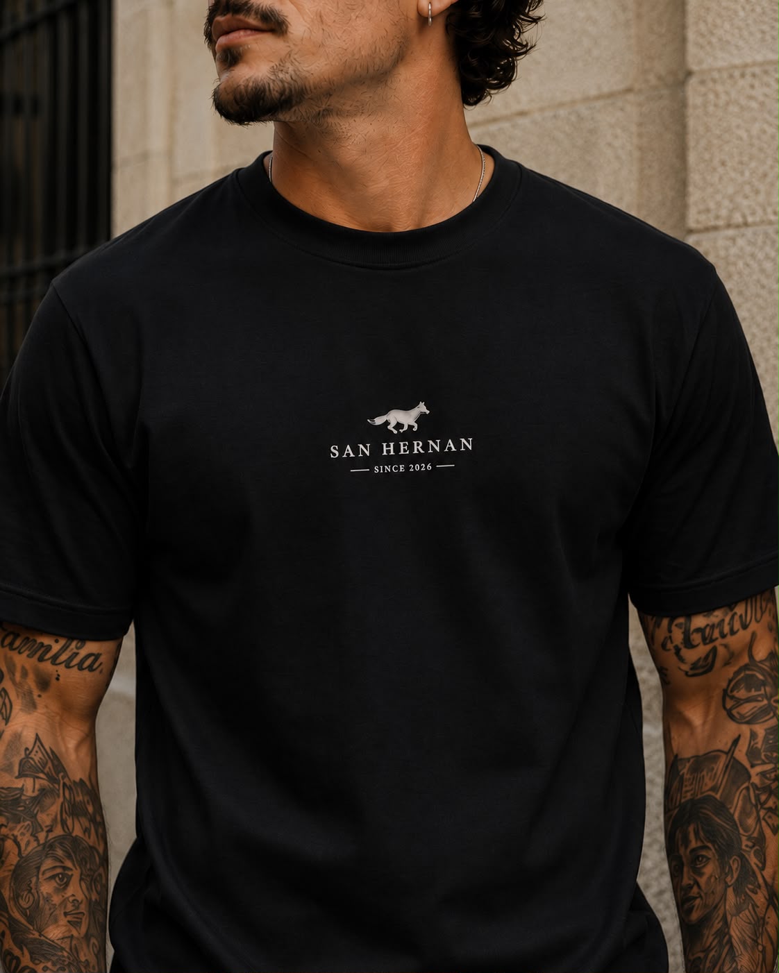 CAMISETA PREMIUM DISCRETO PRETO SAN HERNAN